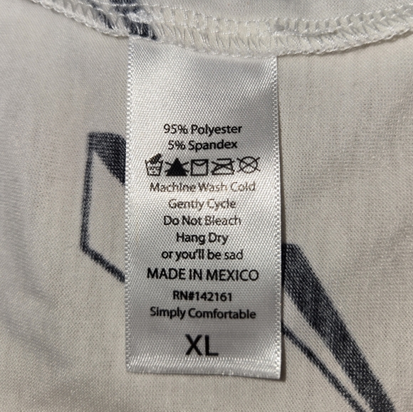 LuLaRoe Women's XL Liv Tee Lightning Bolt NEW - Picture 9 of 13